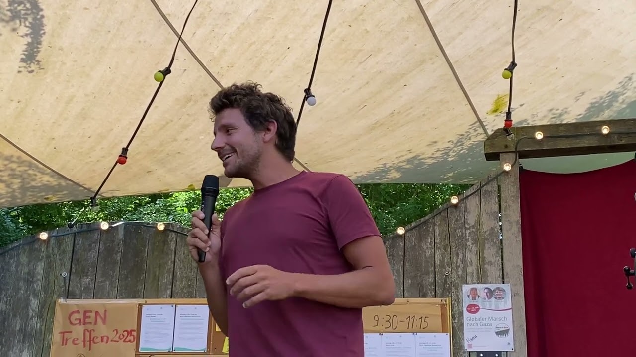 Solidarisch statt profitgetrieben &ndash; Tobi Rosswog &uuml;ber neues Wirtschaften im &Ouml;kodorf