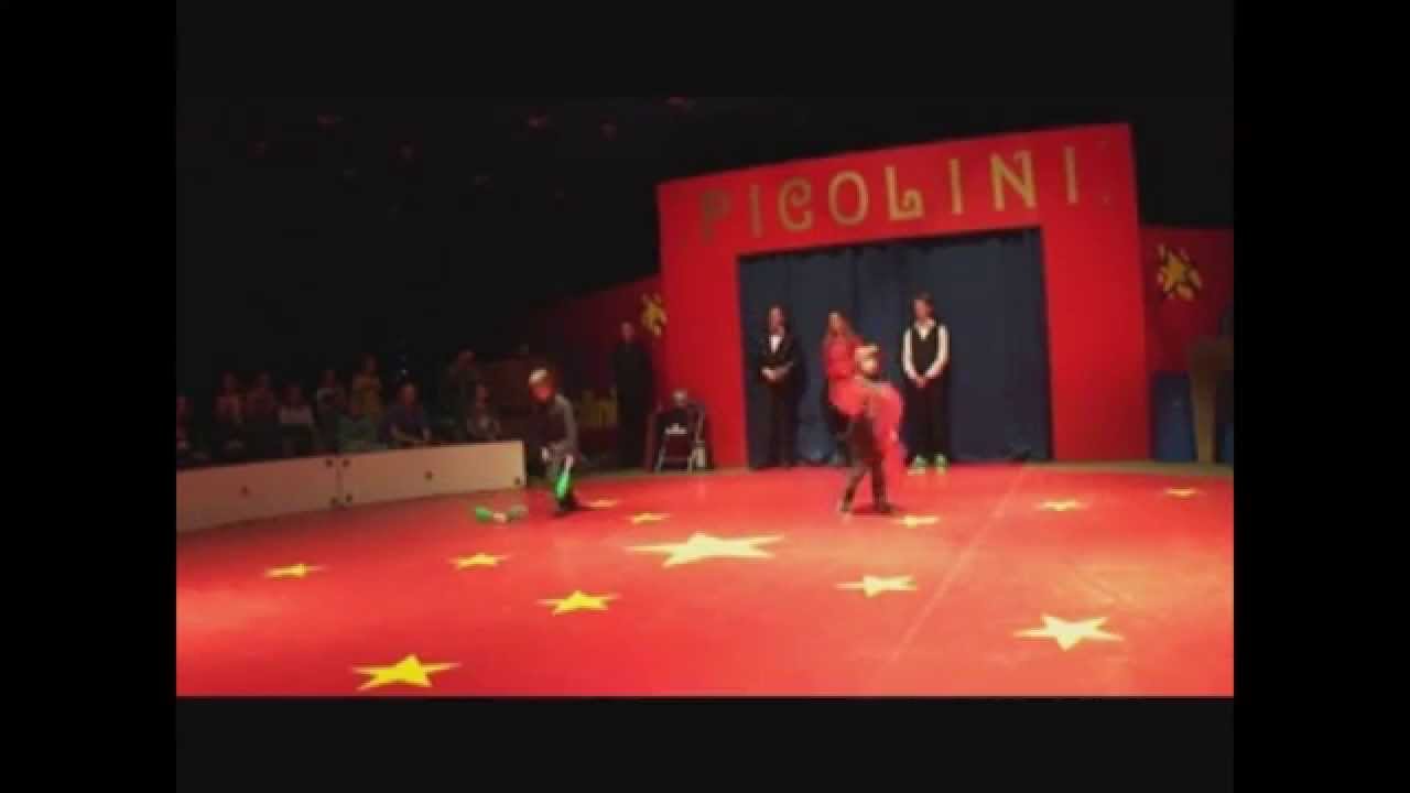 denis en zijn kinderen  in circus picolini