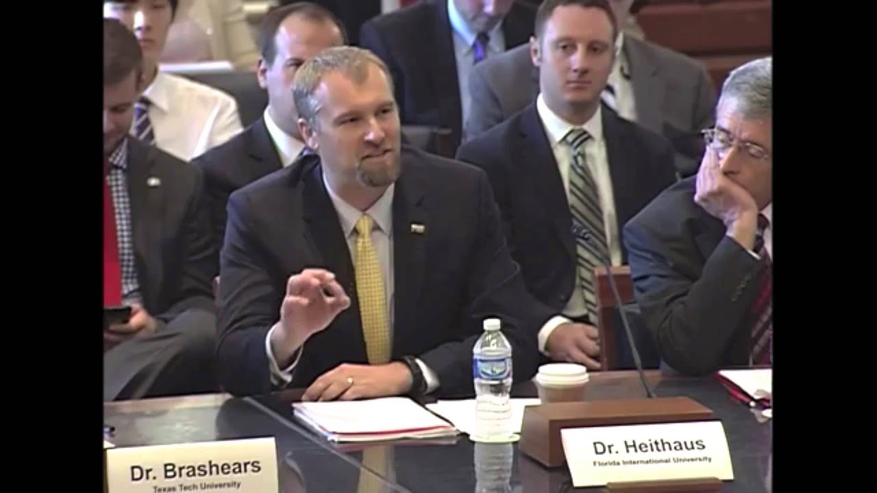 FIU Dean Mike Heithaus testifies before House Agriculture Committee