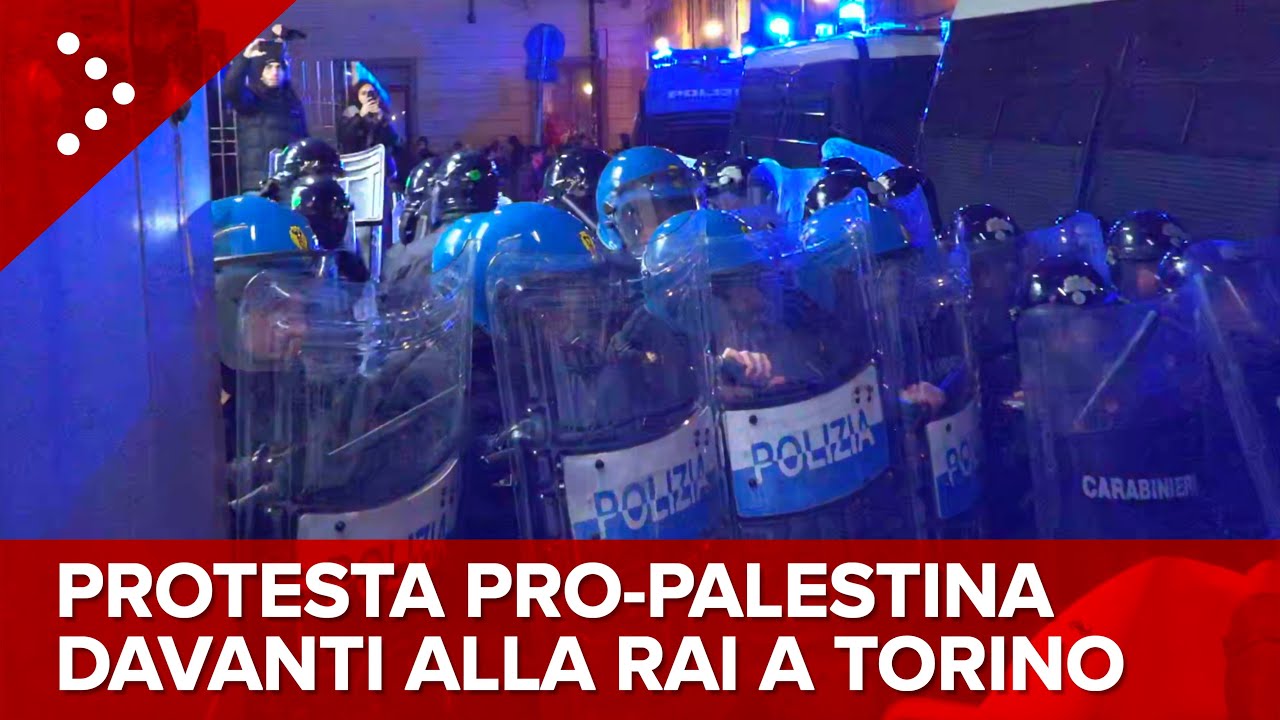 LIVE Protesta pro-Palestina a Torino sotto sede RAI: diretta video