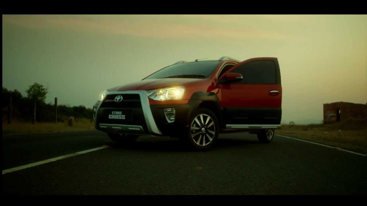 Toyota Etios Cross 2014