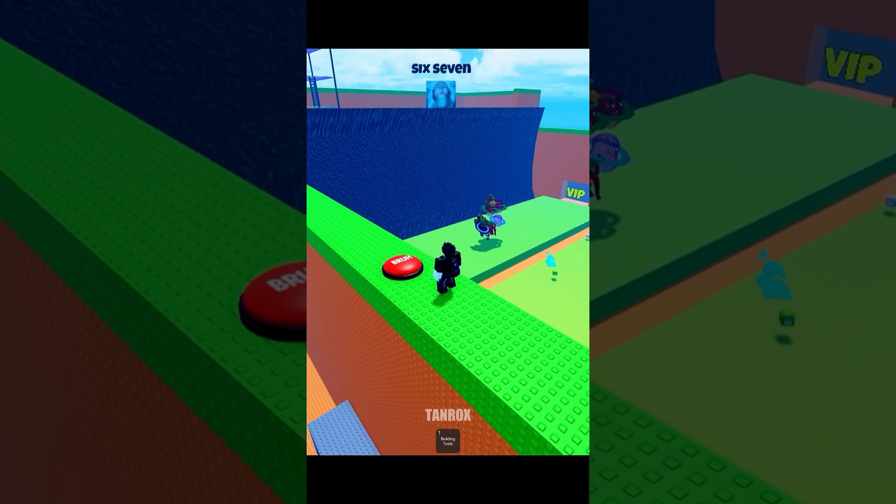 Подшучиваю над другом в игре Escape Tsunami, чтобы выбить из него мозги 😂 #roblox #usa