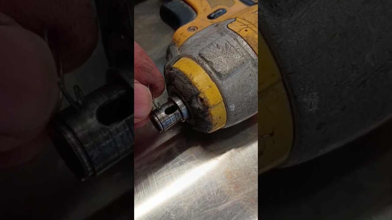 DeWalt impact won't hold bit fix