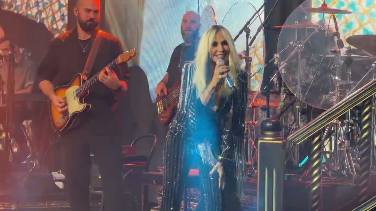 Anna Vissi - Sandre, Hotel Ερμού 10 Premiere, 05/12/2025