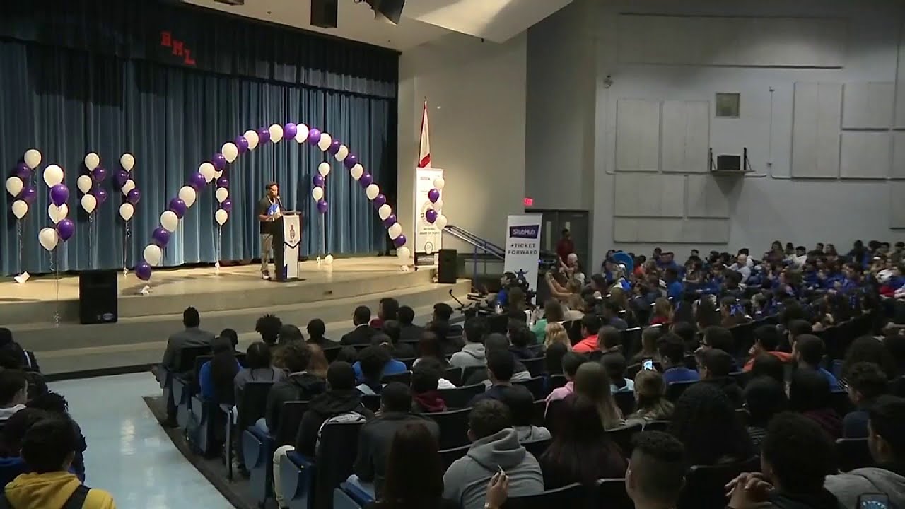 Local high school band students get Super Bowl surprise thanks to hip-hop star Ludacris