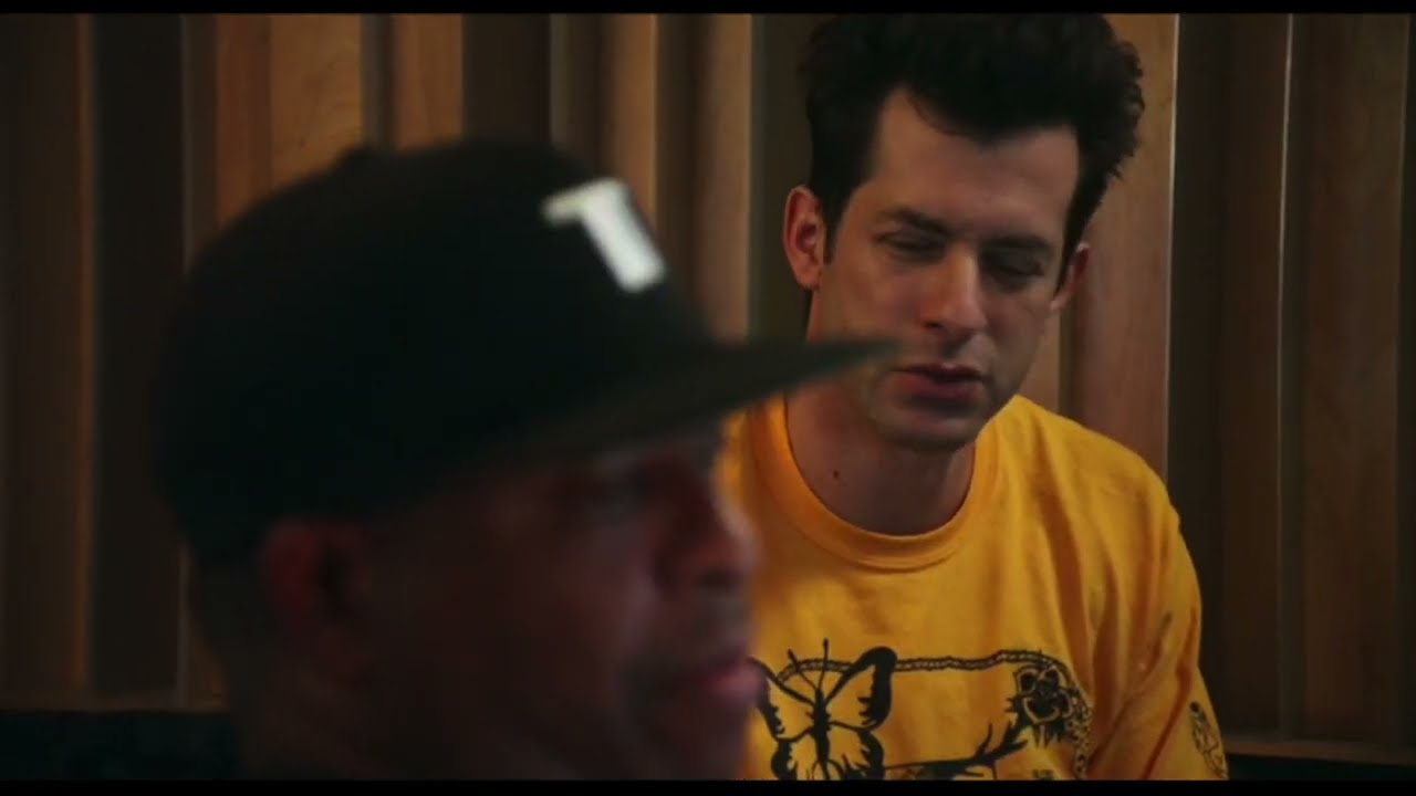 DJ Premier making a beat on the MPC Renaissance