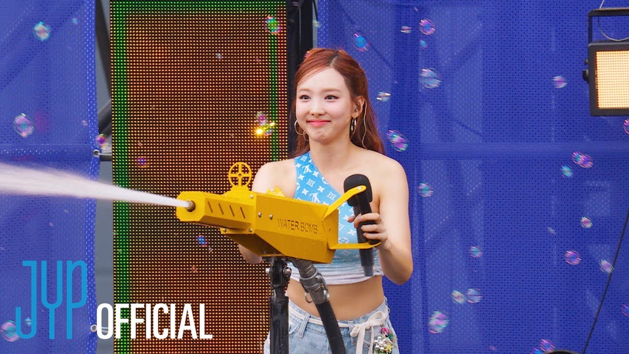 NAYEON 