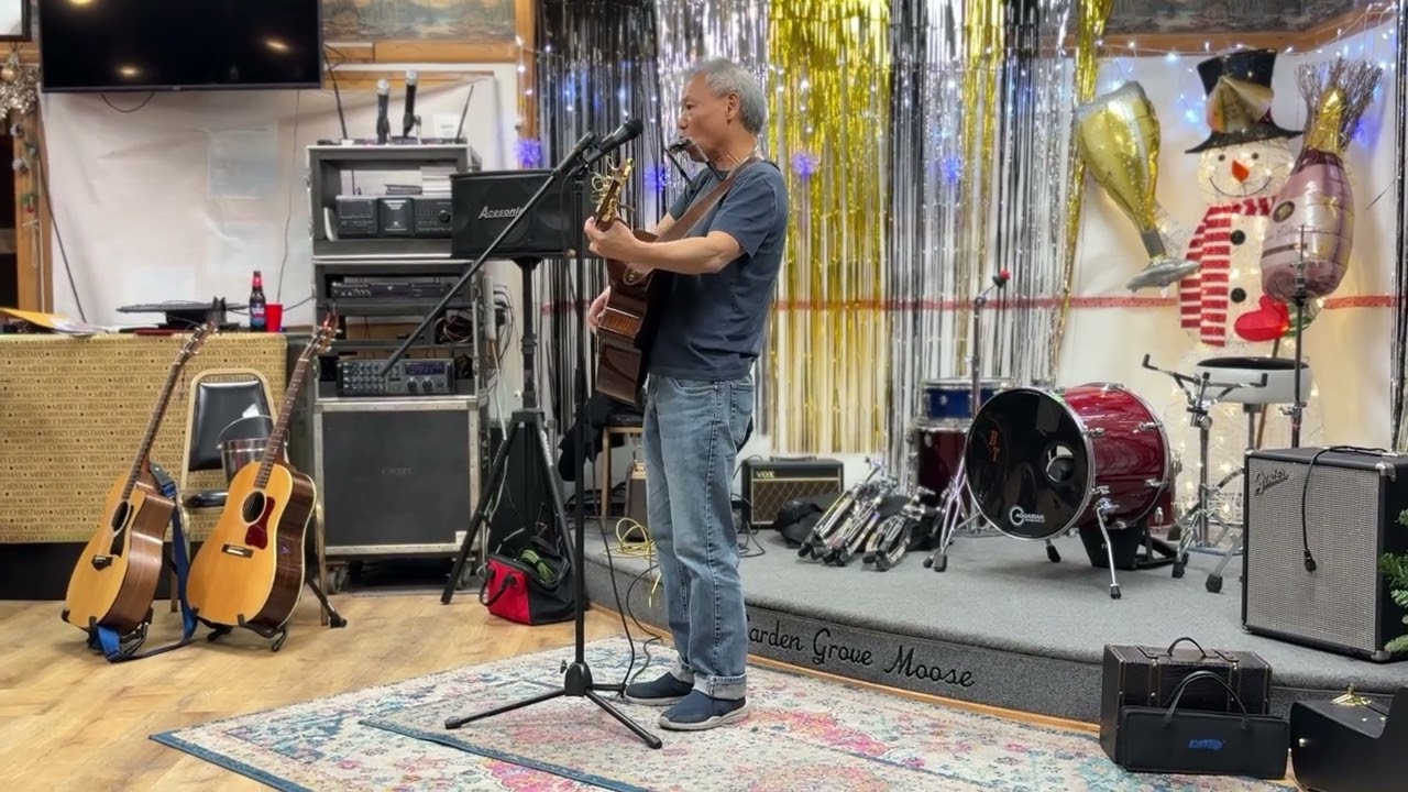 Mr Tambourine Man (Bob Dylan cover)--Jimmy Yang at The Moose Lodge, Garden Grove CA