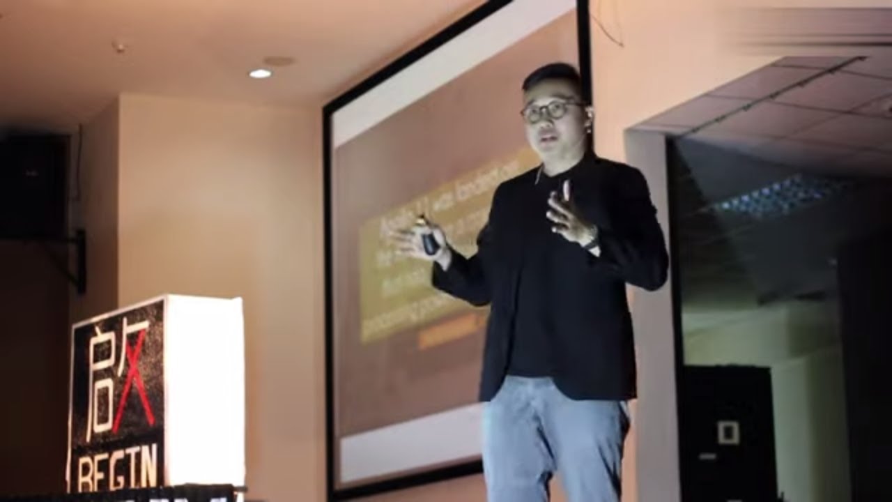 Impacts of Industrial 4.0 in Healthcare | Dr. Kris See Ke Shyang | TEDxUTHM