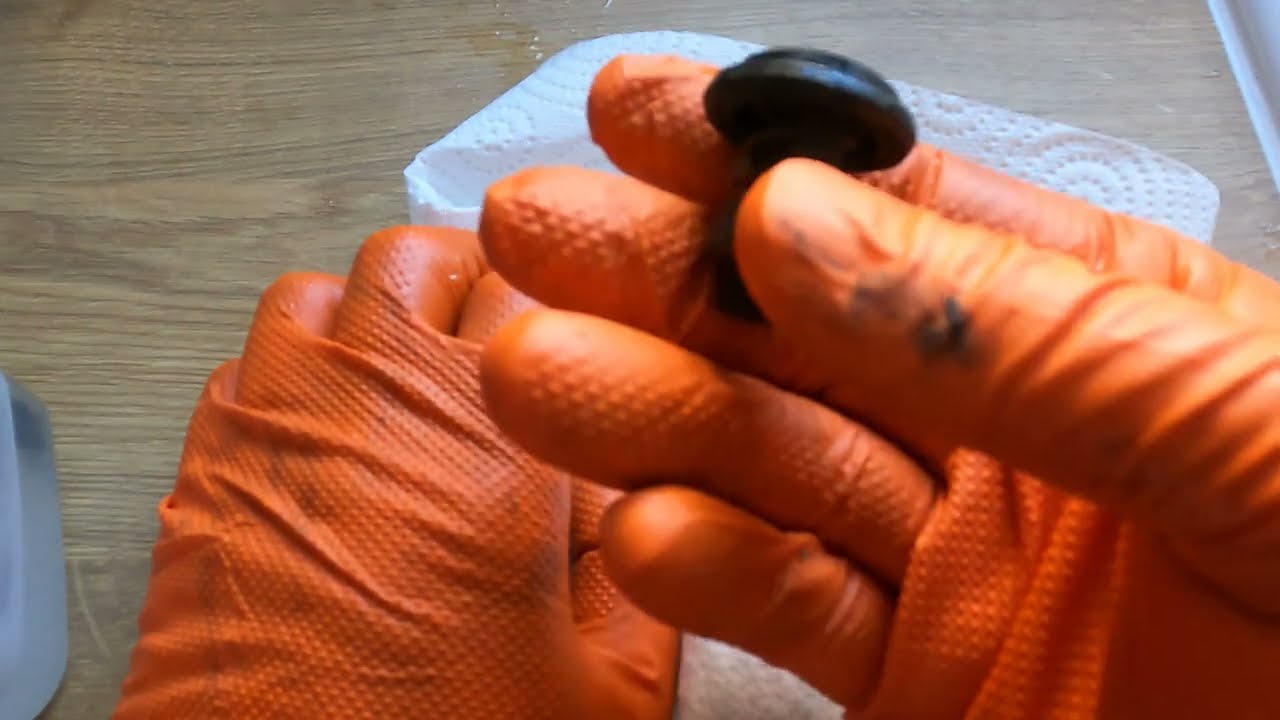 Mariner / Yamaha 40 Overheating - 40M 6E9 Outboard 2 Stroke - How To Remove & Test Engine Thermostat