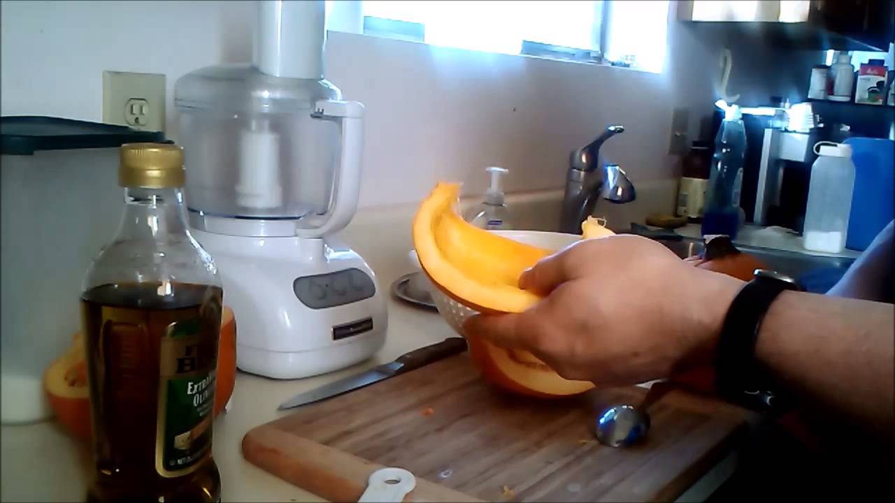 How to Make Roasted Pumpkin Puree