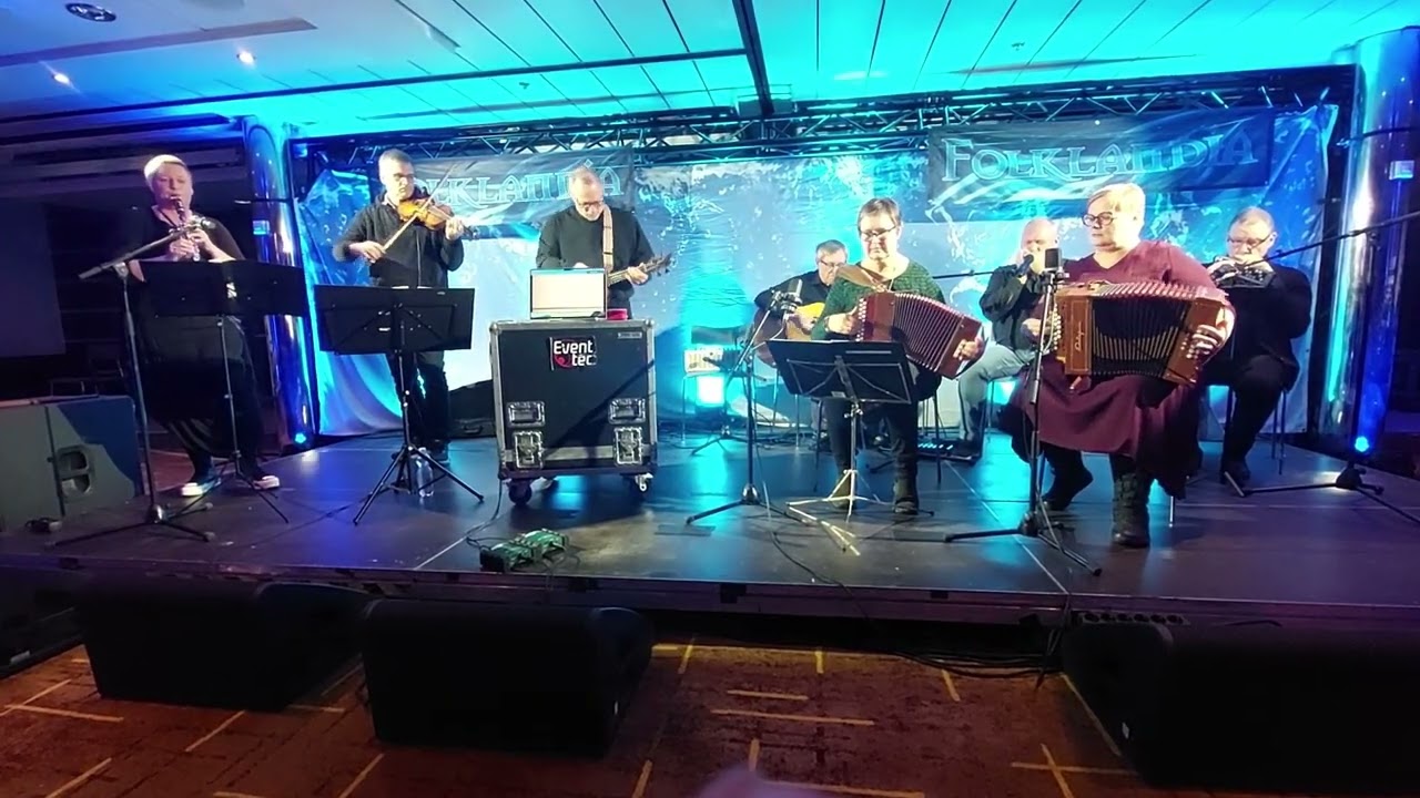 Helsingin pelimannit - Mustan aukon tango