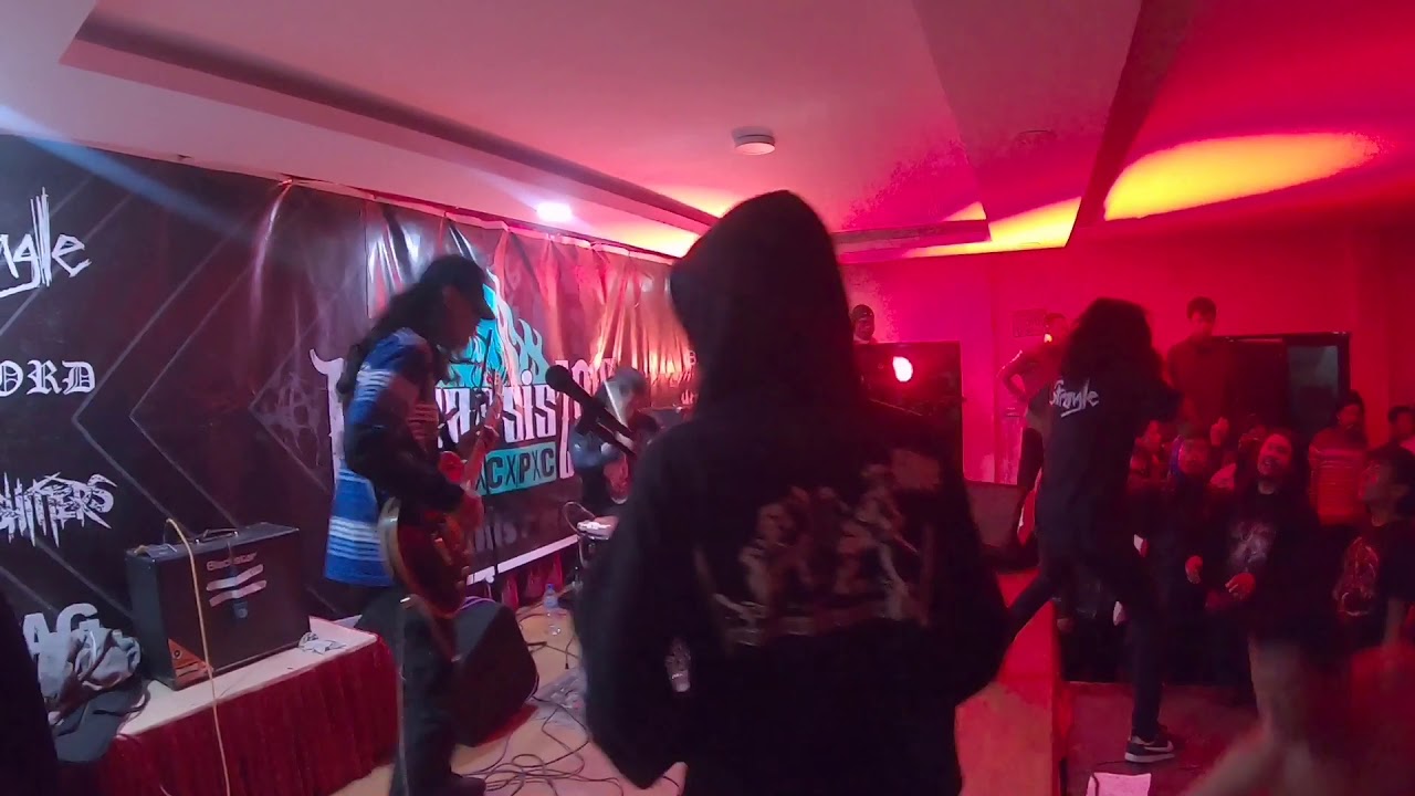 Strangle live @Catharis Hetauda