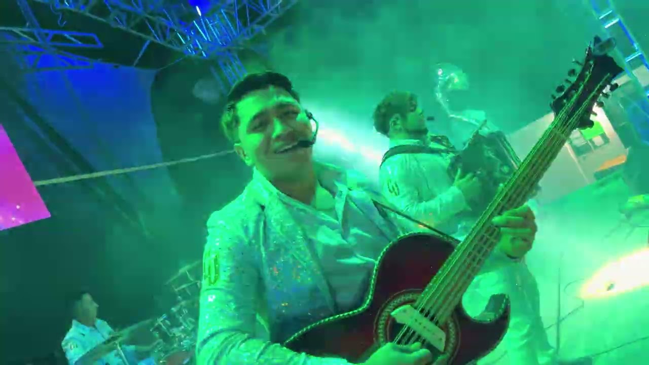 No me faltes tú / POPURRI JULION ÁLVAREZ - GERARDO URAPO Y SU NORTEÑO BANDA
