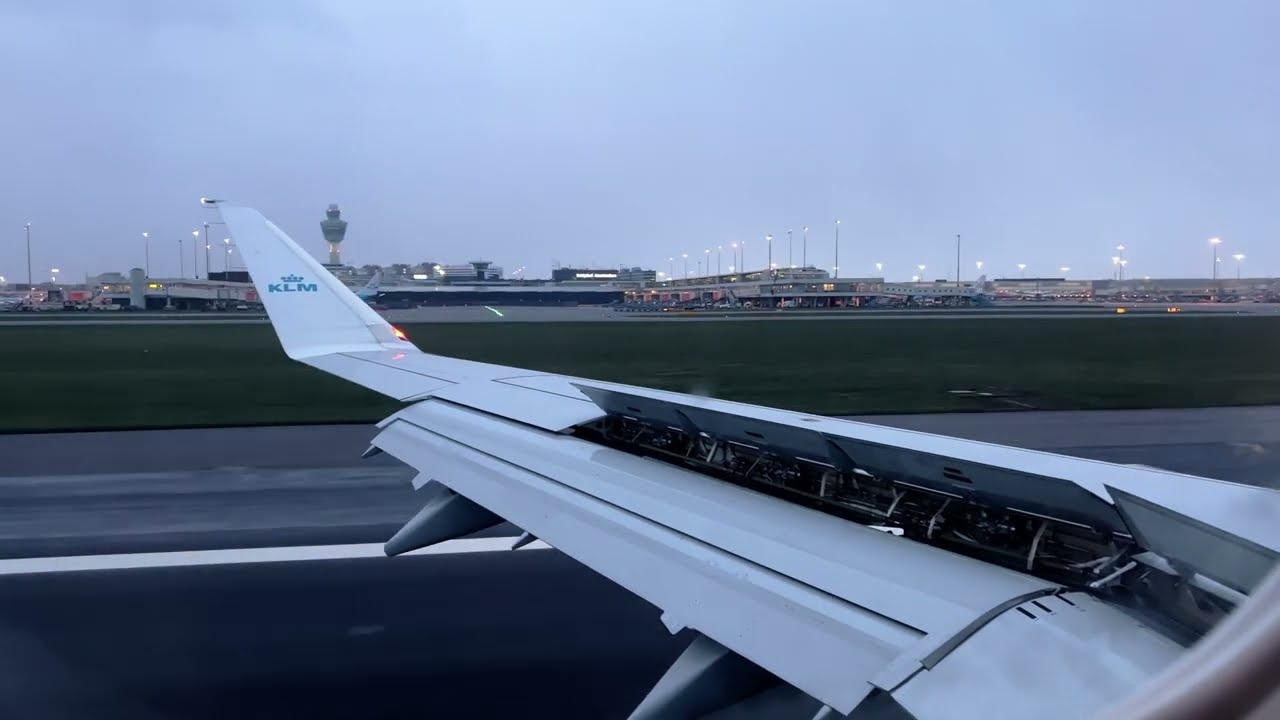 KLM Cityhopper Gloomy Evening Landing at Amsterdam Airport Schiphol! [4K 60fps]