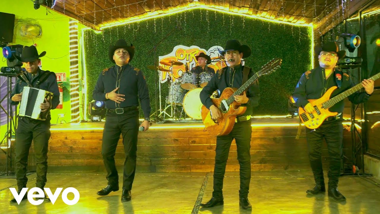 Popurrí Tigres Del Norte Románticamente: Directo Al Corazón/Ayúdame A Creer/No Pude Enamorarme Más
