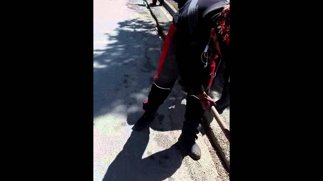 Travaux Fibre optique a Guetna. Micro tranchée ALGÉRIE TELECOM TLEMCEN