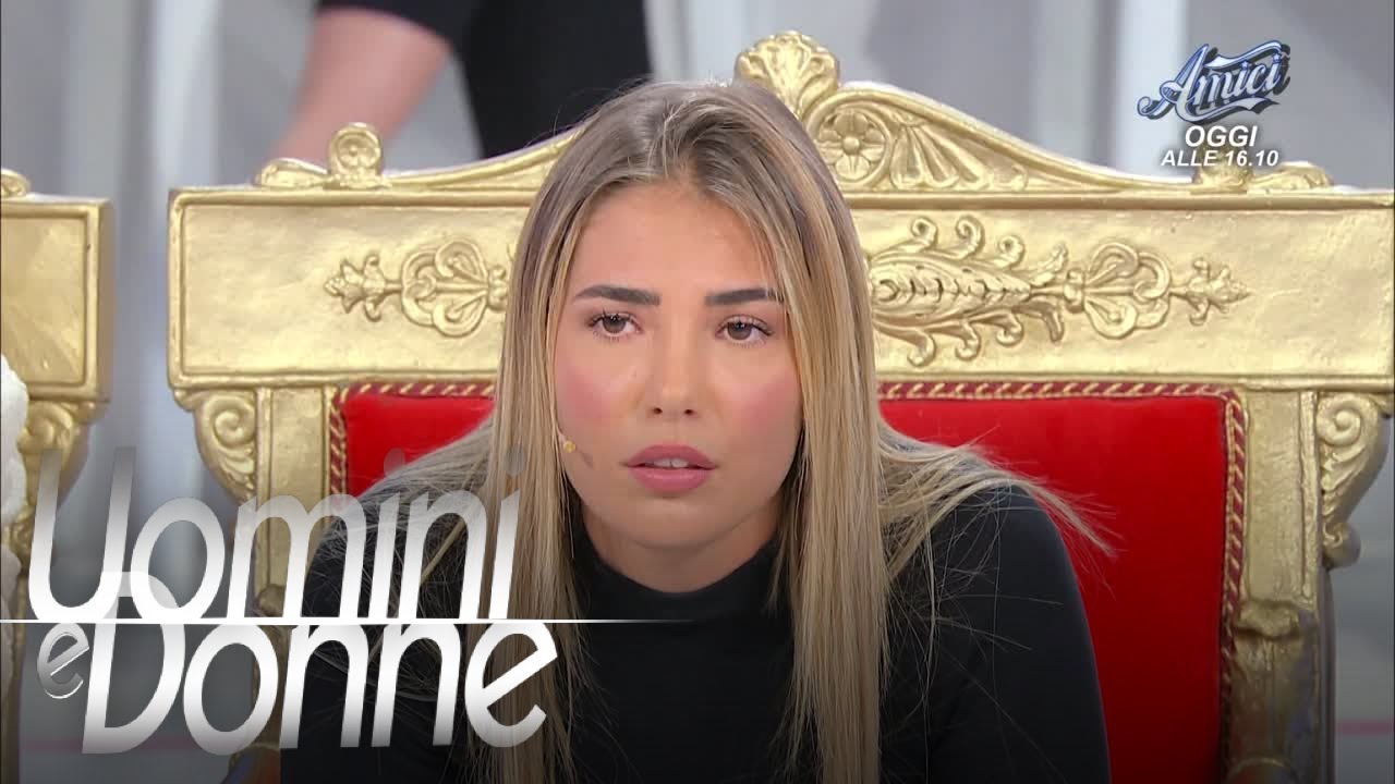 Uomini e Donne, Trono Classico - L'indecisione di Martina