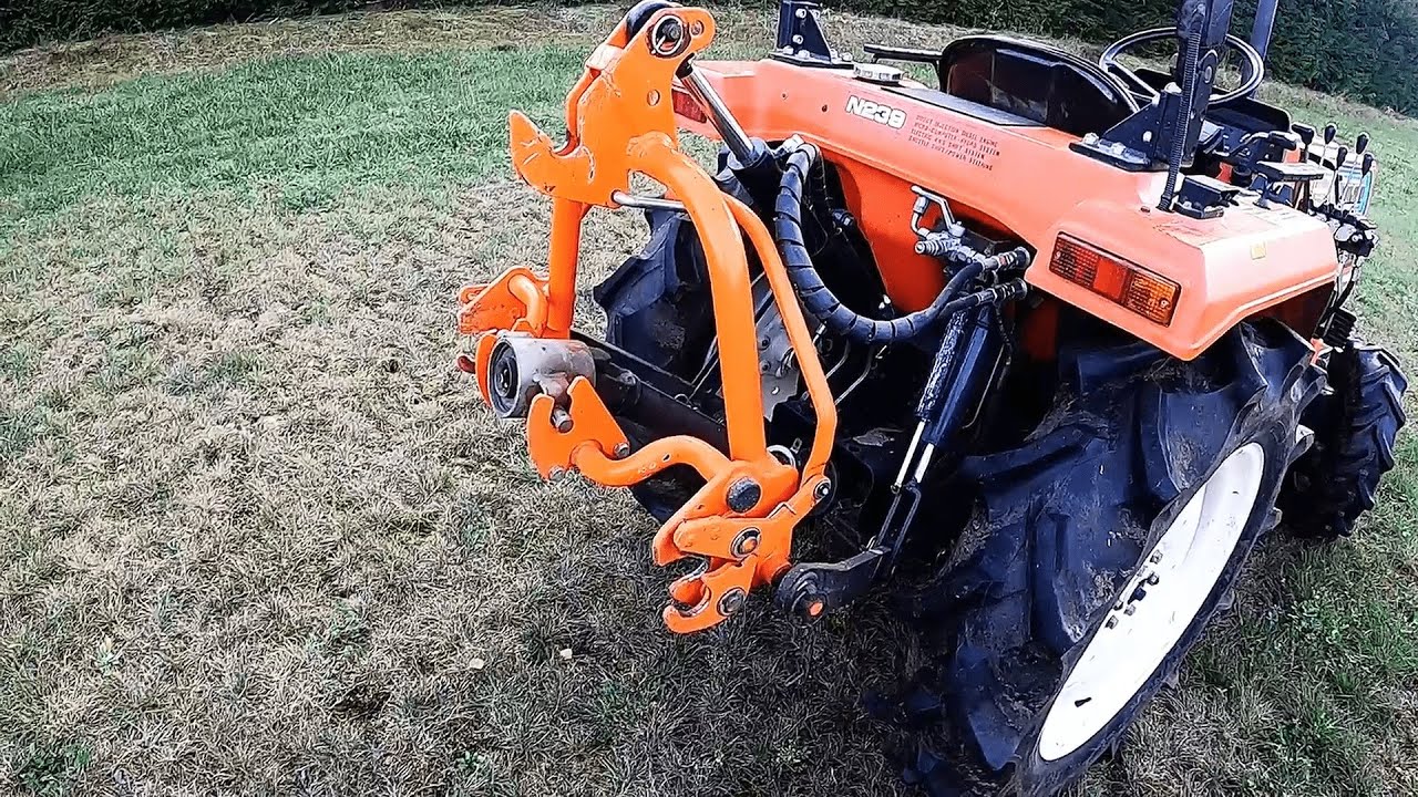 MINI TRAKTOR - QUICKHITCH / SZYBKOZŁĄCZE || JAK SZYBKO ZMIENIAĆ OSPRZĘT || HINOMOTO N239
