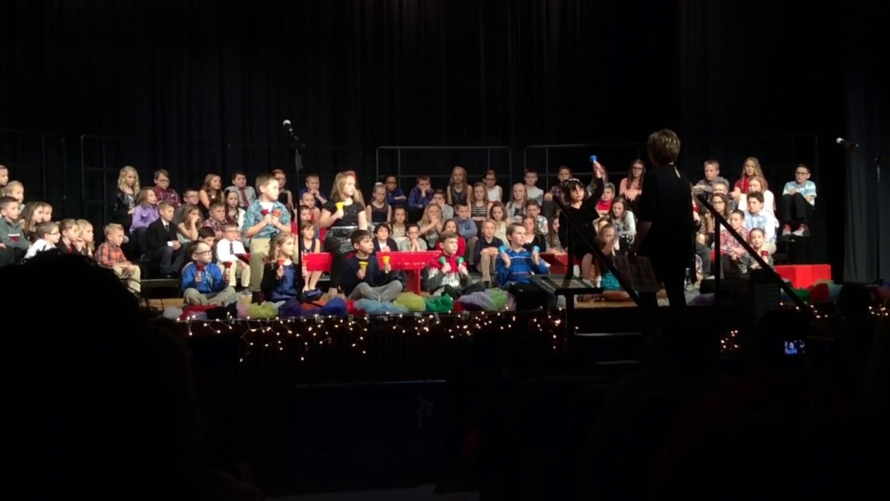 Pachelbel's Canon - AC East 2nd Grade 2016
