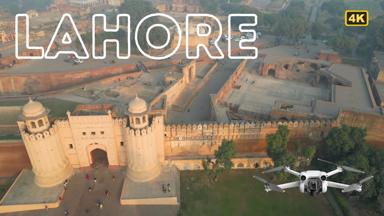 Drone Video: Lahore Fort & Badshahi Mosque Punjab Pakistan