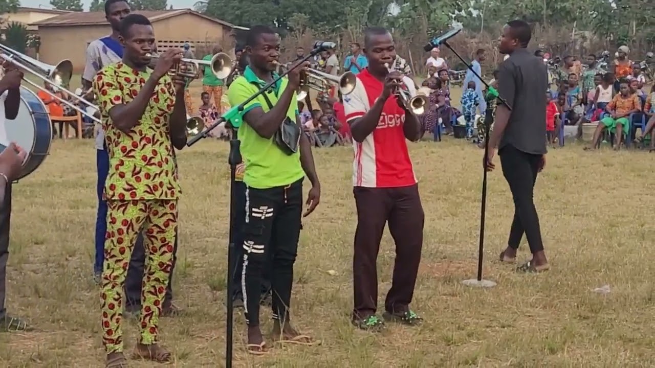 TOGO, BAS MONO, COMMUNE 2 - LA MARCHE DES CHORALES