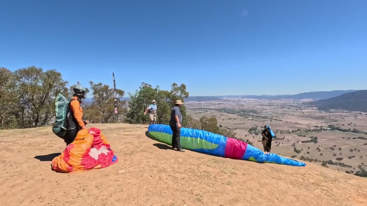 Corryong Paragliding Sports comp 2025 Launch Queue