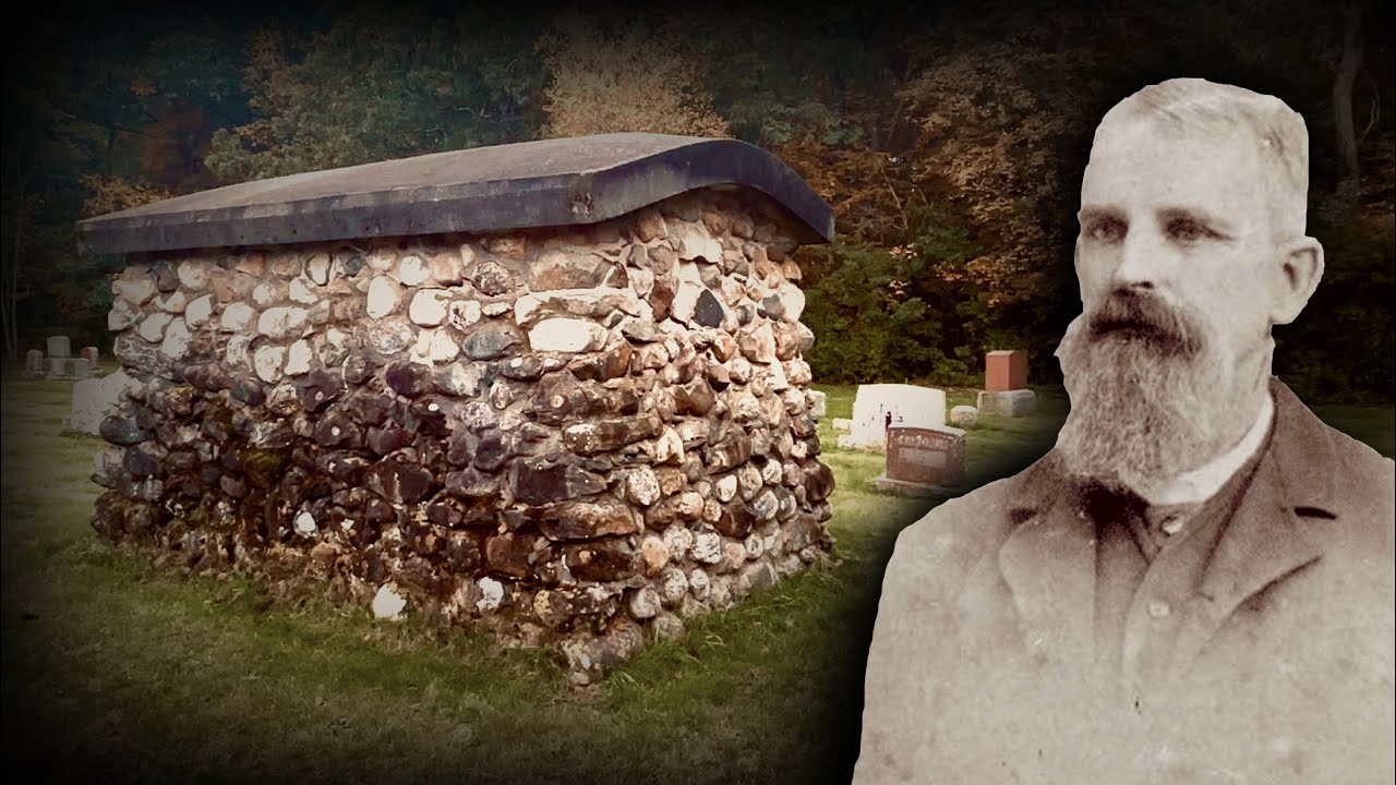 🎃 Погребенный вместе со своей шахматной доской.