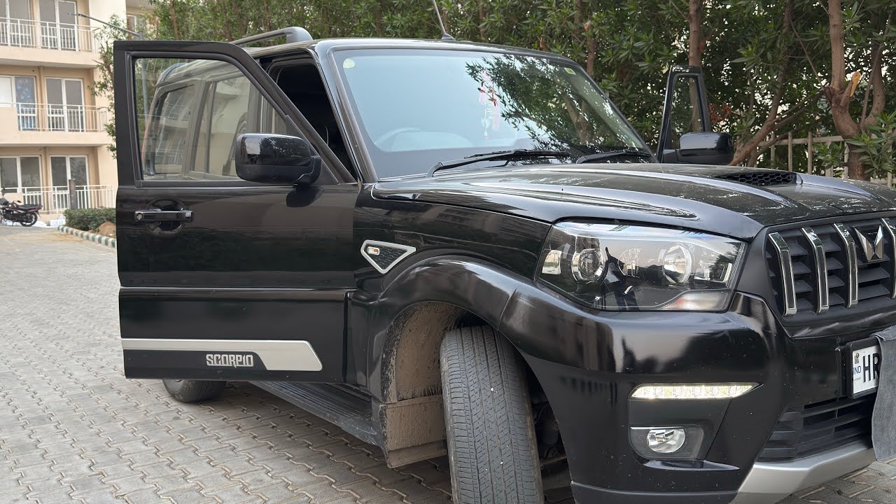 Mahindra scorpio classic s11 top model review black colour 