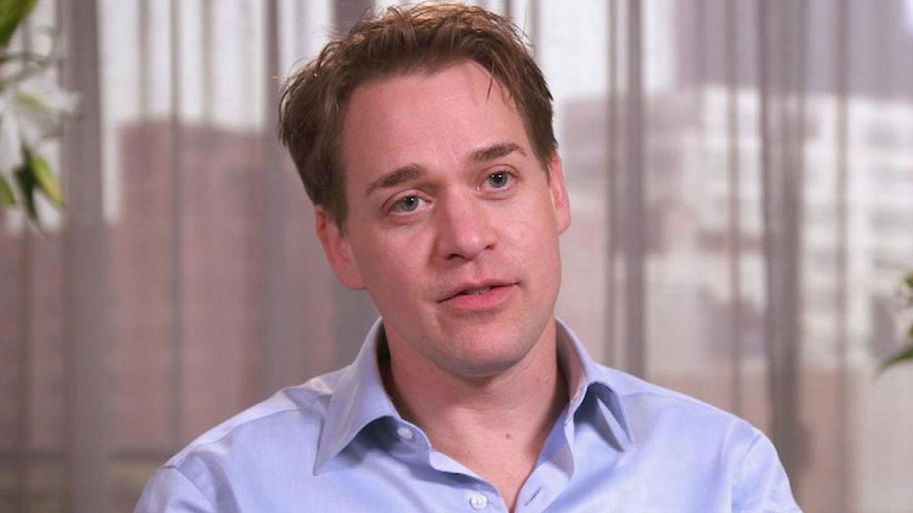 'Grey's Anatomy' Star T.R. Knight Returns to Shondaland on 'The Catch'