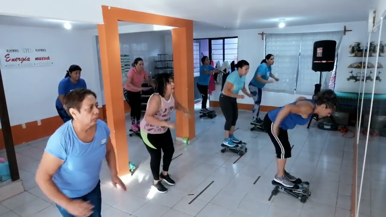 Cardio ckase de mini escaladora (no tengo derechos de autor) te lo recomiendo