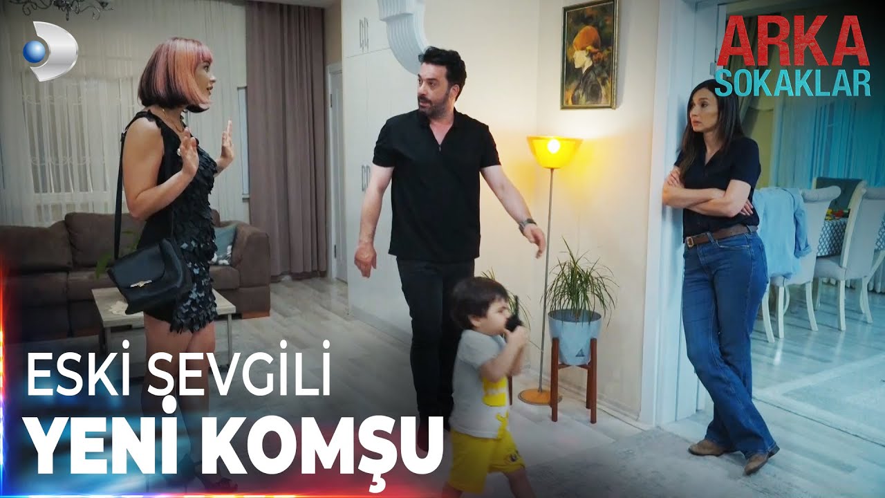 Eski sevgilisi Ebru, Hakan'ın üst katına taşındı | Arka Sokaklar Özel Klip