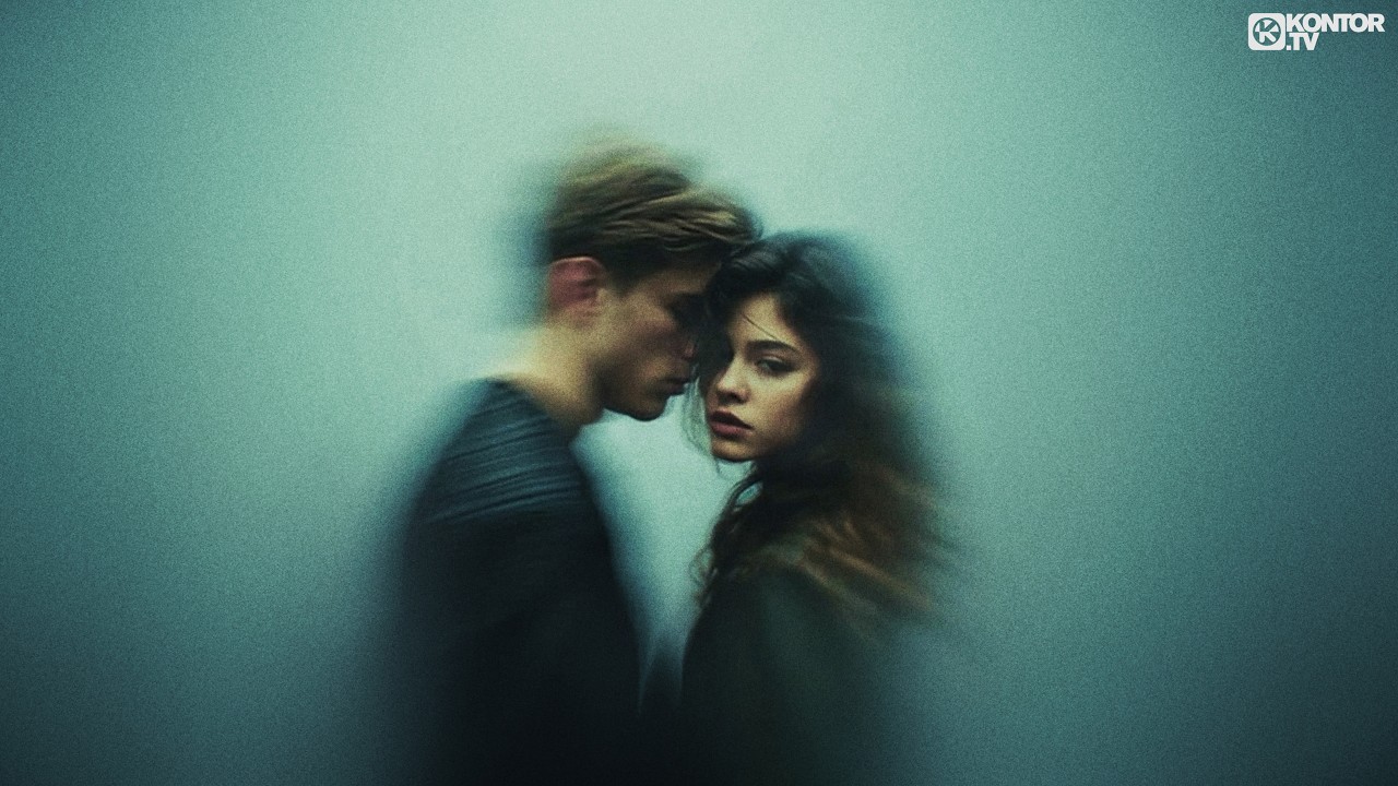 AELAR x James French &ndash; Holding On To You