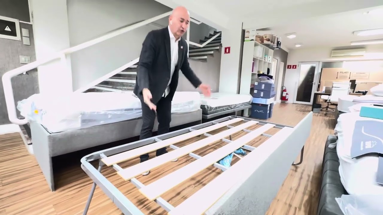 Bicama que vira cama de casal ou 2 camas de solteiro, pr&aacute;tica, bonita, resistente e &uacute;til! Gostou?