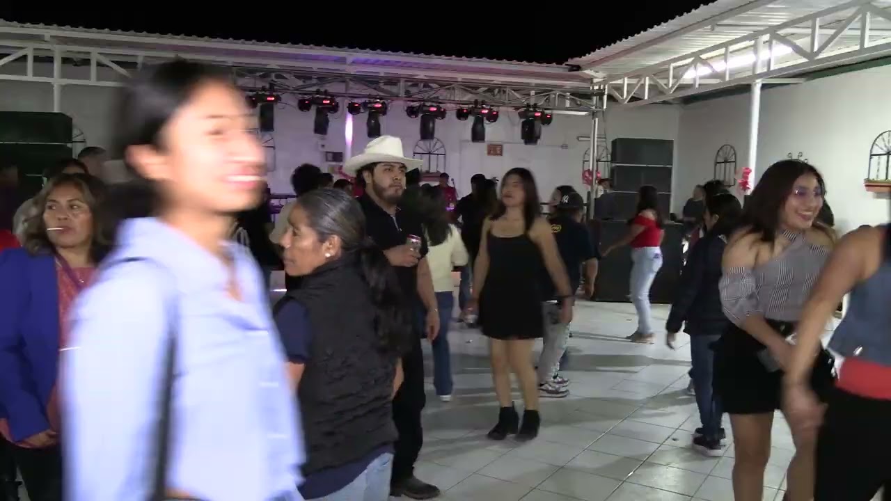Con ganas paisano para no perder la costumbre 