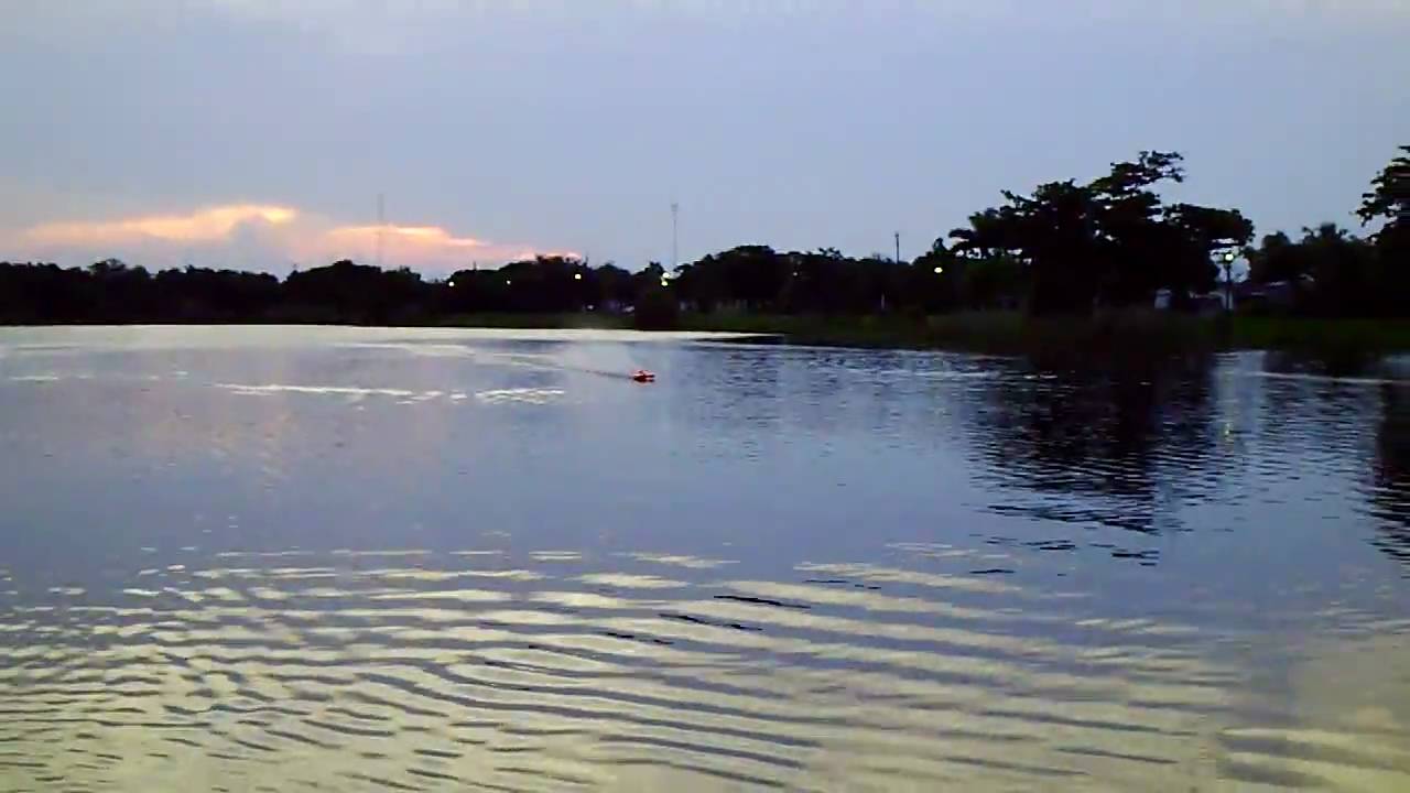 Pro Boat Miss Elam 1.8th scale Hydro Test Run