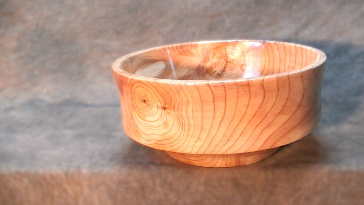 woodturning a yew bowl