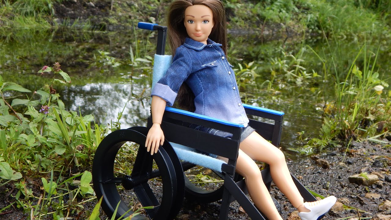 How to Make a Wheelchair for Your Lammily Doll