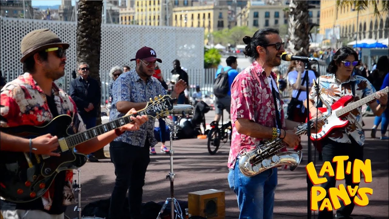 LATIN PANAS - LA BAMBA-TWIST AND SHOUT DESDE LA BARCELONETA