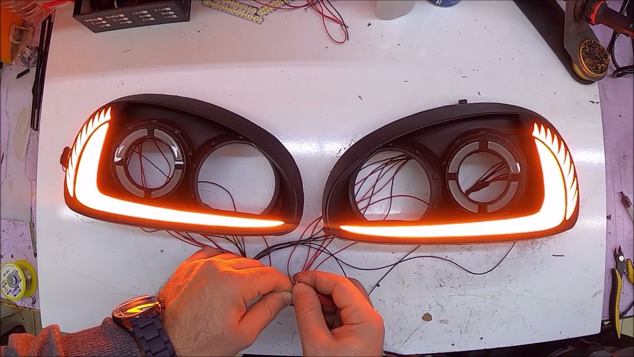 OPEL CORSA //  headlight design centre.