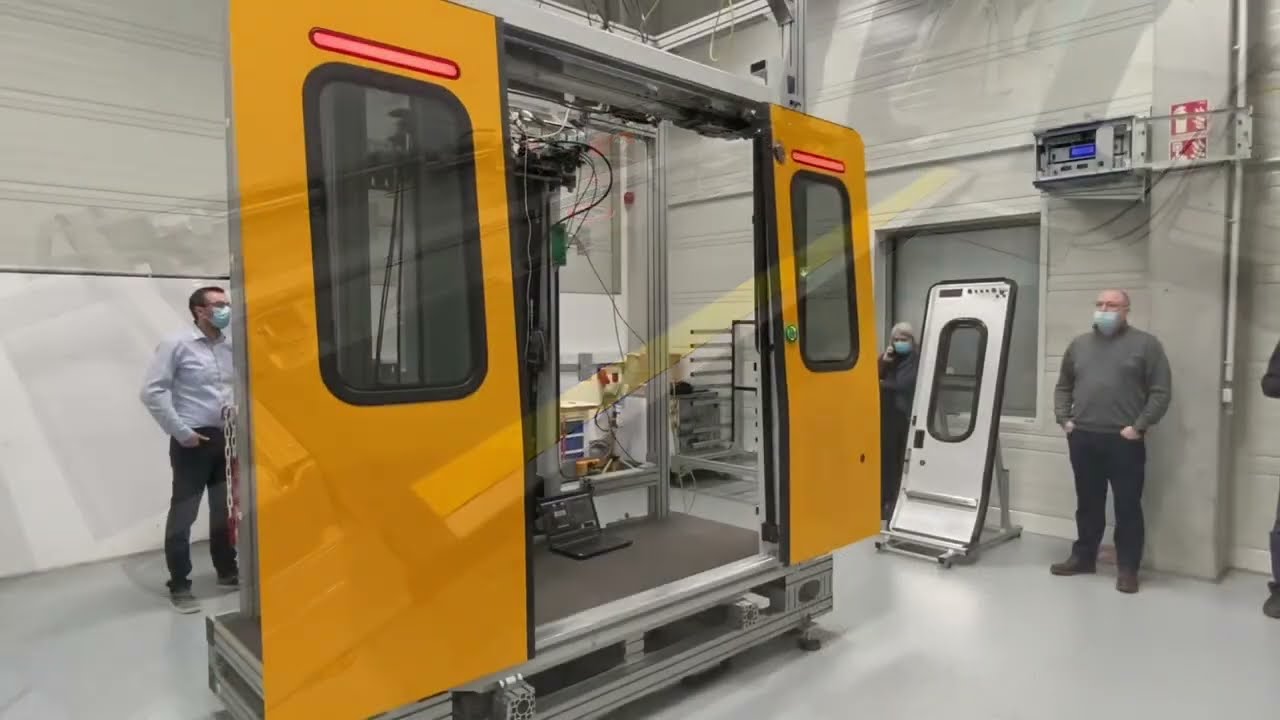 New trains: Doors and automatic sliding step