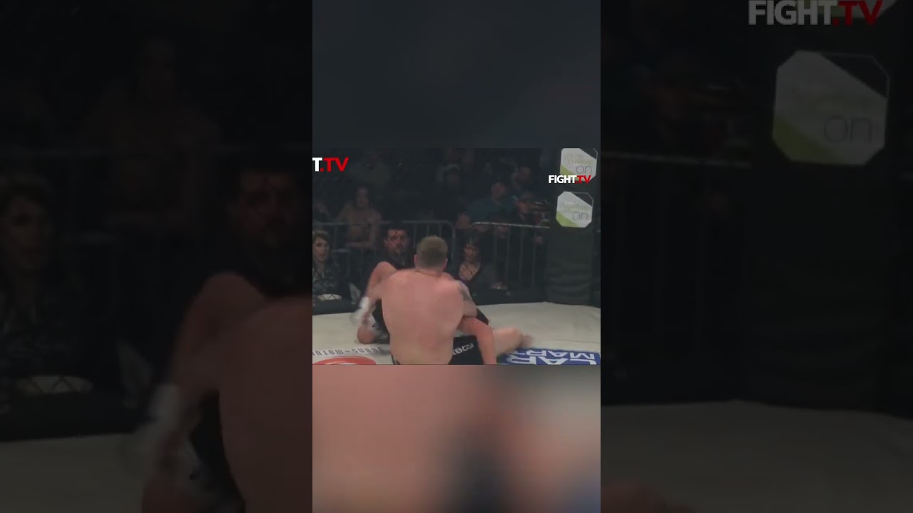 🤼 Intense Grappling: Fighters Battle It Out in the Ring!