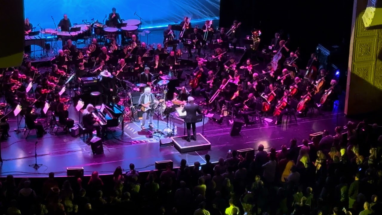 Bob Weir & Wolf Bros with the Chicago Philharmonic Orchestra 11/18/2024 Set One