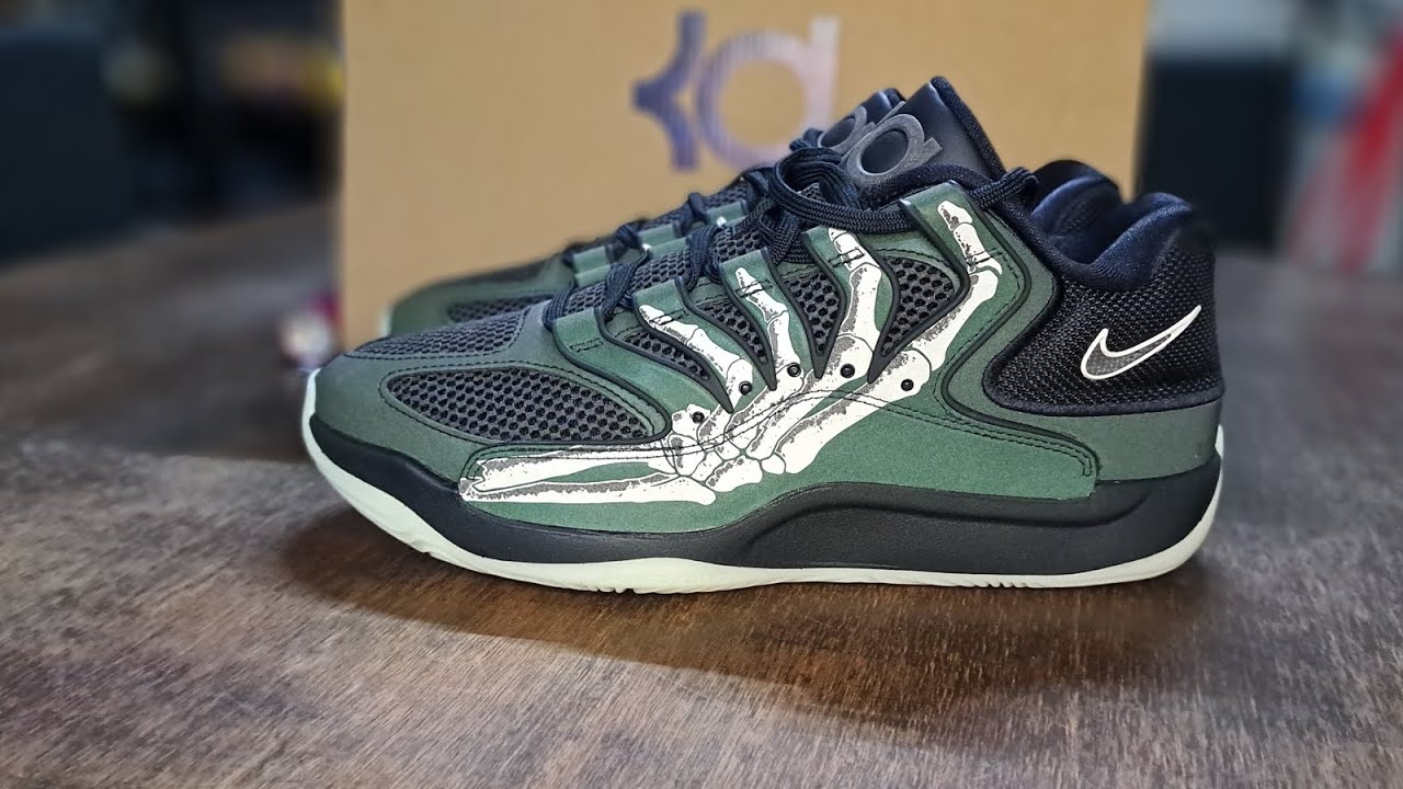 Unboxing KD 18 slim reaper (halloween)