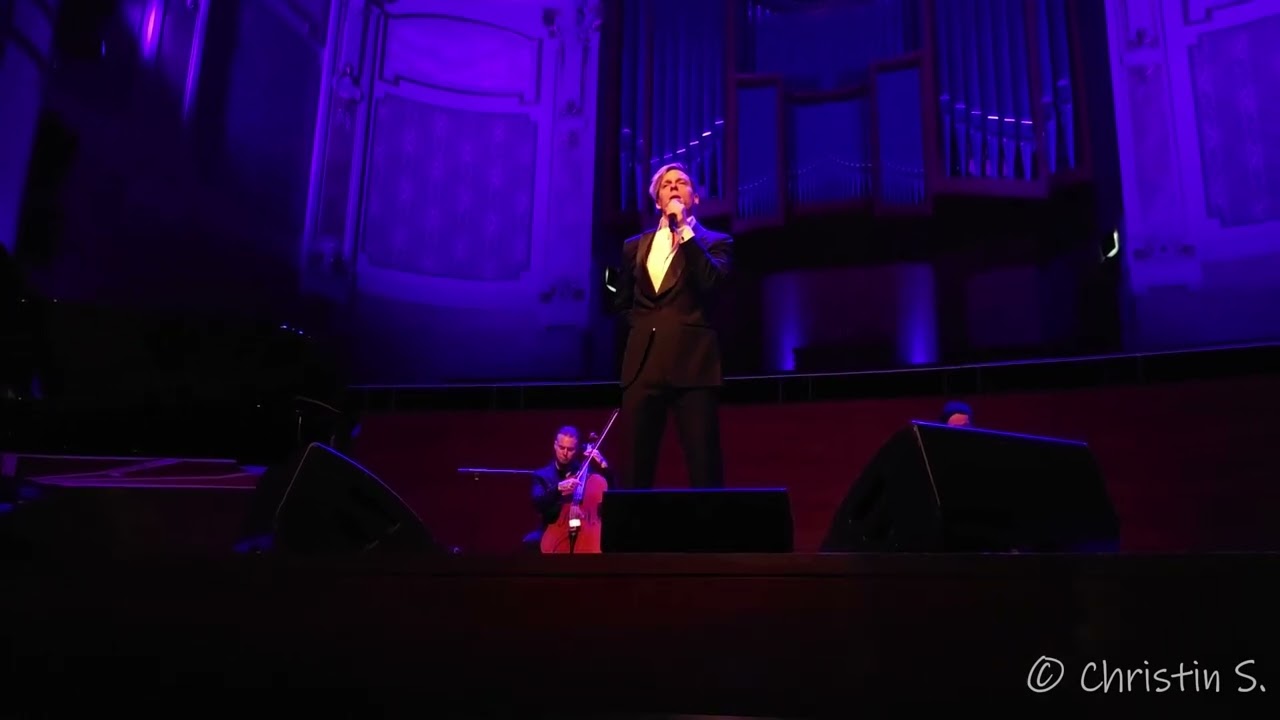 The Dark Tenor - Hallelujah