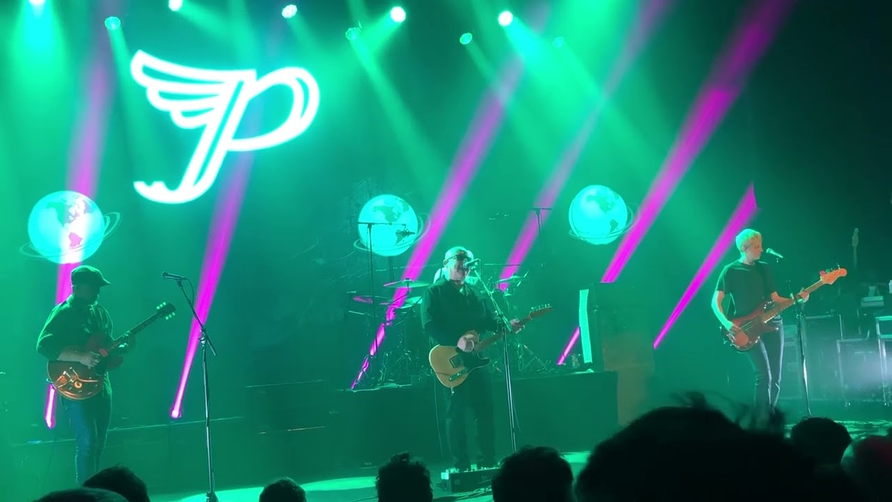Pixies - All Over The World live at Olympia Theatre Dublin Mar 9th 2024