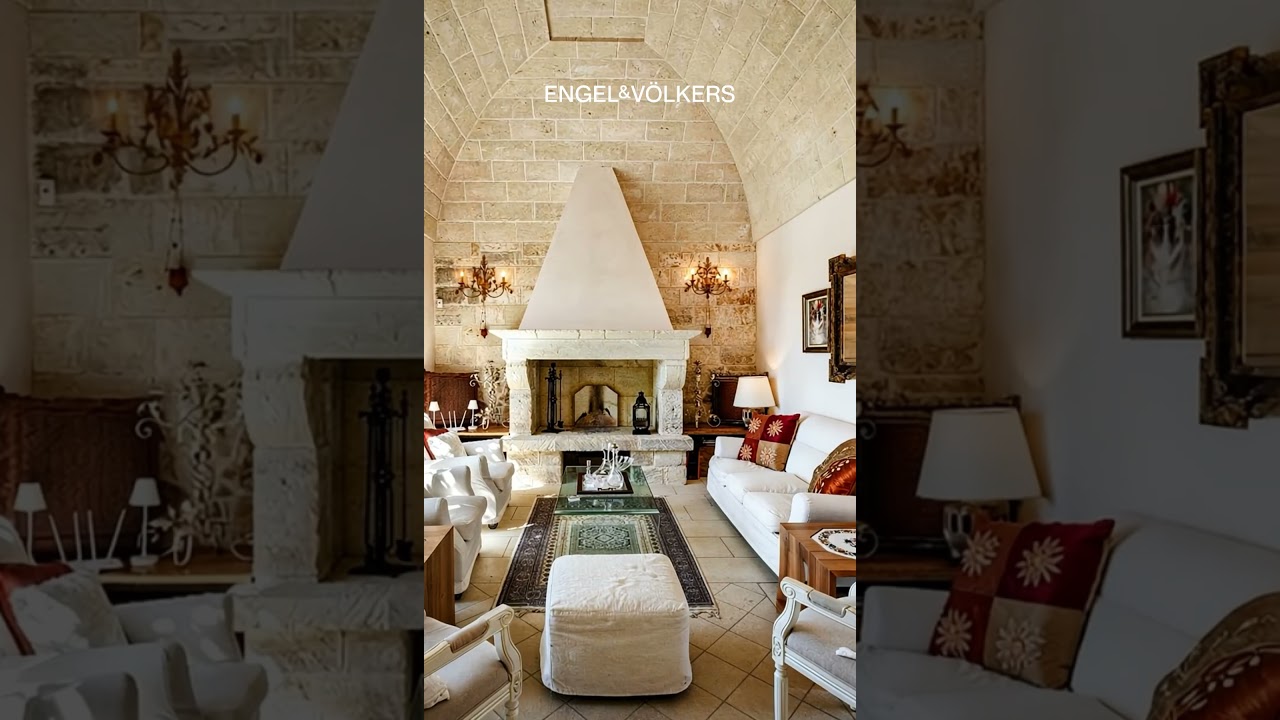 Masseria with swimming pool and tennis court  #realestate #salento #villa