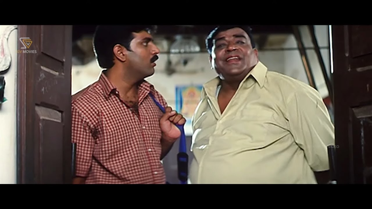 ಇಲ್ಲಿ ಕಕ್ಕಸಗೆ ಕುತ್ಕೋ ಬೇಕಾದ್ರೆ ಬಾಗಿಲು ಹಿಡ್ಕೊಂಡೆ ಕುತ್ಕೋಬೇಕು - Doddanna Kannada Movie Comedy Scenes