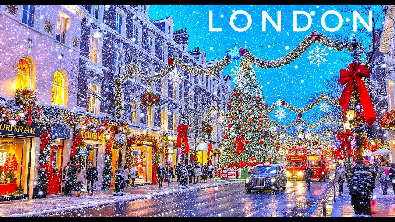 Top 3 London Christmas Walk | Walking Posh Areas of London At Christmas | Luxury Christmas Markets