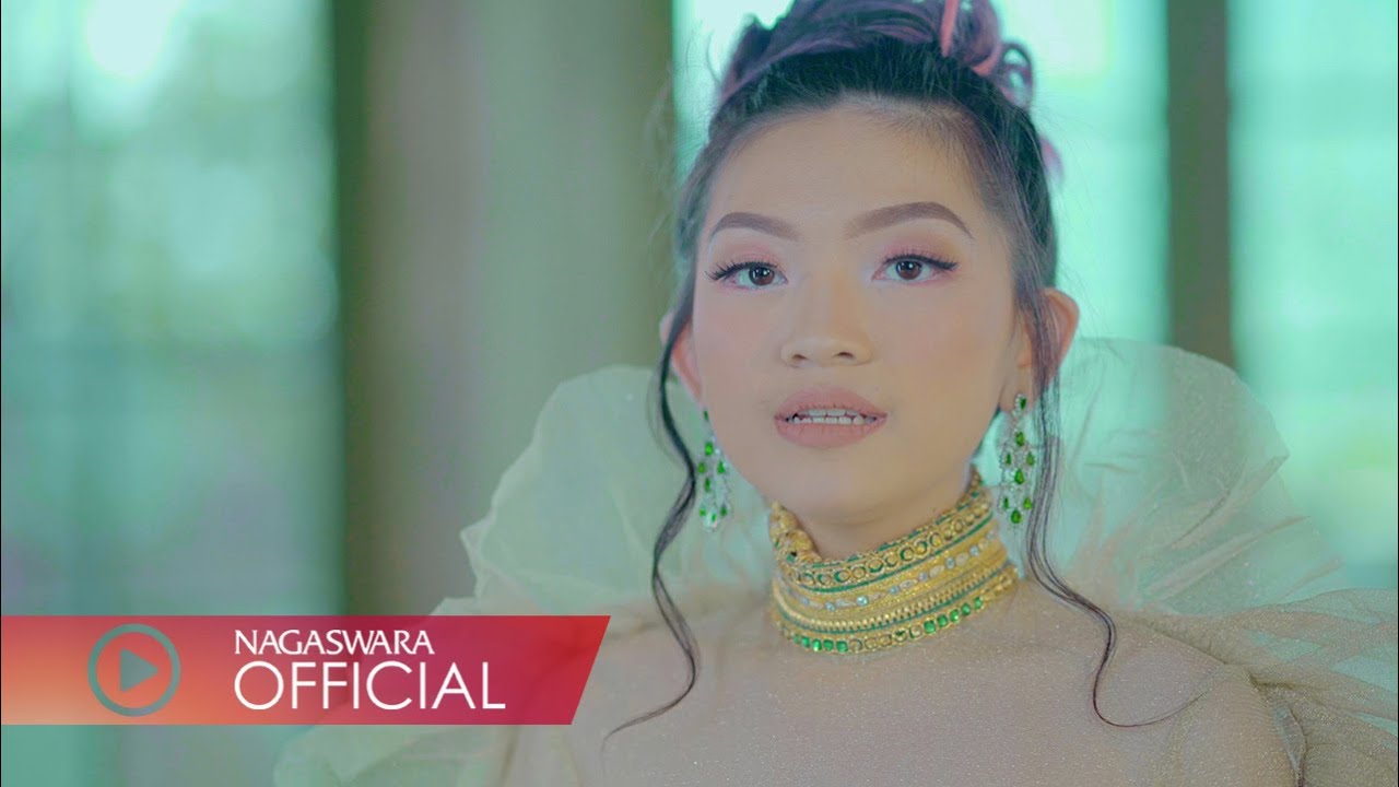 Kezia - Disampingku Selamanya (Official Music Video NAGASWARA) #music